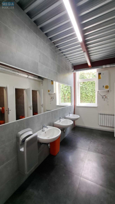 Оренда комерційної нерухомості, 605&nbsp;кв.м, под офис, <a class="location-link" href="/kiev/" title="Недвижимость Київ">Київ</a>, <a class="location-link" href="/kiev/dneprovskij/" title="Недвижимость Дніпровський район">Дніпровський р-н</a>, Евгения Сверстюка ул., 11Б (изображение 21)