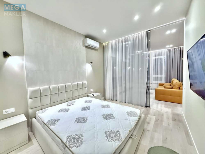 Оренда 1 кімнатної квартири, <a class="location-link" href="/kiev/" title="Недвижимость Київ">Київ</a>, <a class="location-link" href="/kiev/shevchenkovskij/" title="Недвижимость Шевченківський район">Шевченківський р-н</a>, Жилянская ул., 68 (изображение 10)