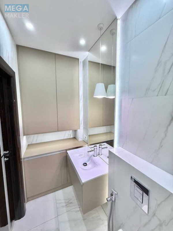 Оренда 1 кімнатної квартири, <a class="location-link" href="/kiev/" title="Недвижимость Київ">Київ</a>, <a class="location-link" href="/kiev/shevchenkovskij/" title="Недвижимость Шевченківський район">Шевченківський р-н</a>, Жилянская ул., 68 (изображение 16)