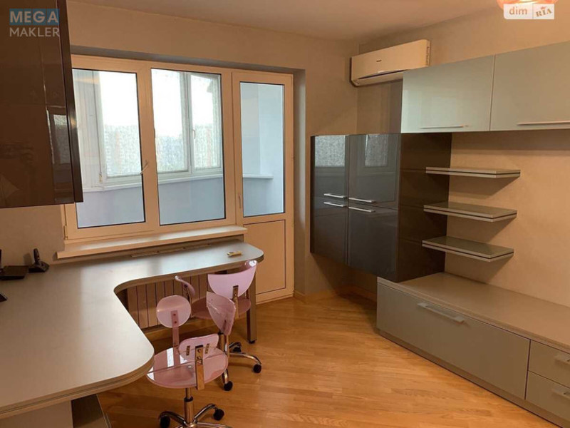 Продаж 2 кімнатної квартири (82/33/33), 22 пов. 25 пов. будинку, <a class="location-link" href="/kiev/" title="Недвижимость Київ">Київ</a>, <a class="location-link" href="/kiev/darnickij/" title="Недвижимость Дарницький район">Дарницький р-н</a>, Срібнокільська вул., 22 (изображение 9)