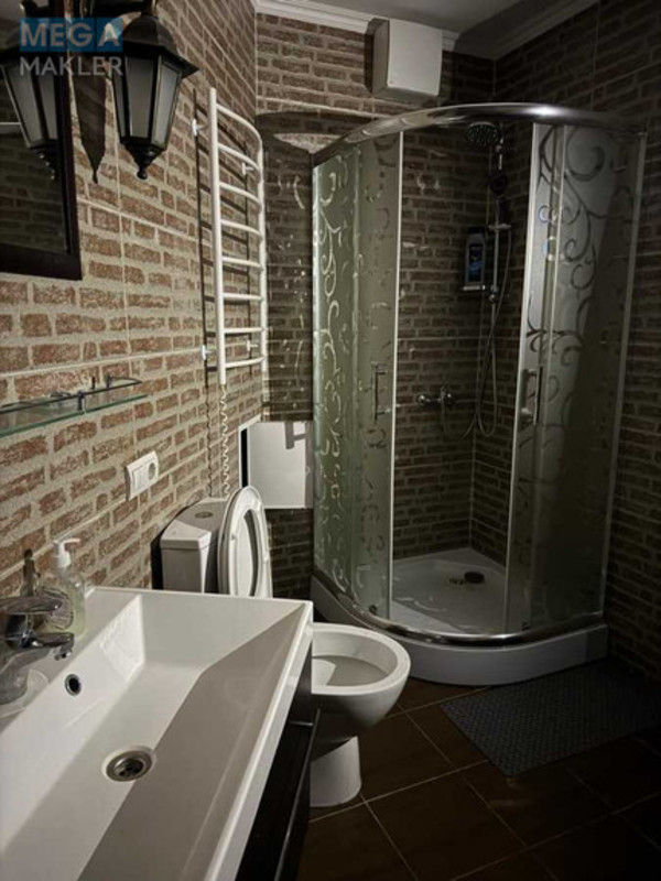 Оренда 3 кімнатної квартири, <a class="location-link" href="/kiev/" title="Недвижимость Київ">Київ</a>, <a class="location-link" href="/kiev/darnickij/" title="Недвижимость Дарницький район">Дарницький р-н</a>, Елизаветы Чавдар ул., 38 (изображение 8)