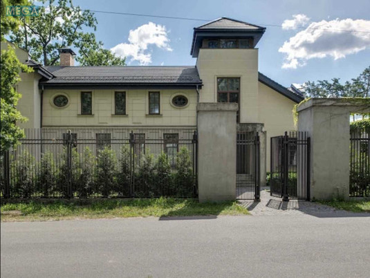 Продаж дома, 2&nbsp;поверху, 600&nbsp;кв.м, 10&nbsp;кімнат, ділянка 16&nbsp;соток, <a class="location-link" href="/bucha/" title="Недвижимость Буча">Буча</a>, Тургенева (изображение 7)