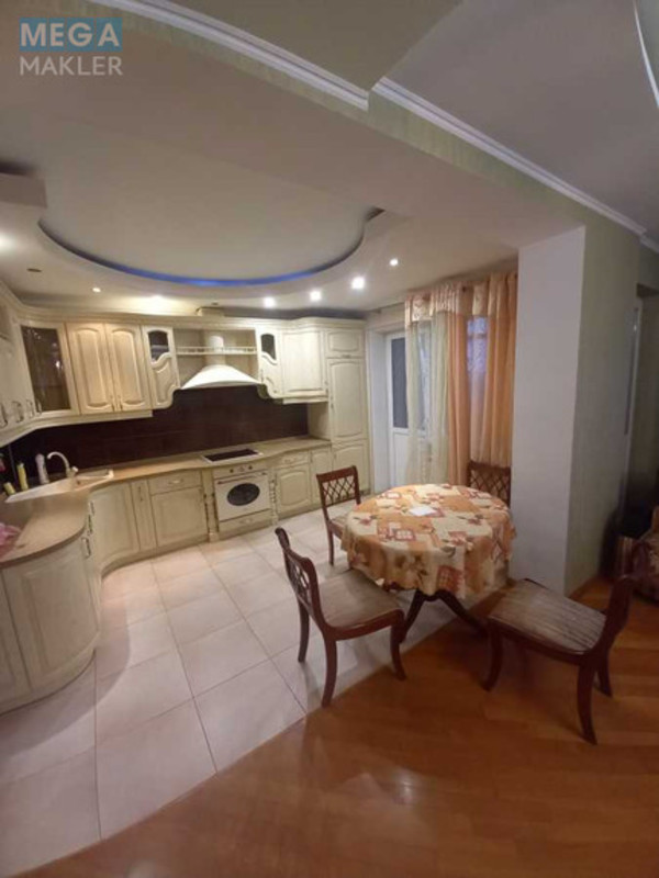 Оренда 2 кімнатної квартири, <a class="location-link" href="/kiev/" title="Недвижимость Київ">Київ</a>, <a class="location-link" href="/kiev/kalininskij/" title="Недвижимость Калининский район">Калининский р-н</a>, Верховної Ради бульв., 14б (изображение 2)