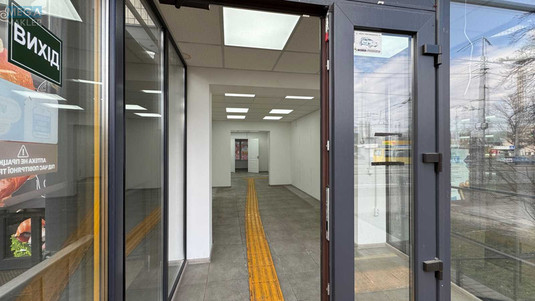 Оренда окремої будівлі/побудови, 64&nbsp;кв.м, <a class="location-link" href="/kiev/" title="Недвижимость Київ">Київ</a>, <a class="location-link" href="/kiev/kalininskij/" title="Недвижимость Калининский район">Калининский р-н</a>, Курнатовського вул., 11 (изображение 4)