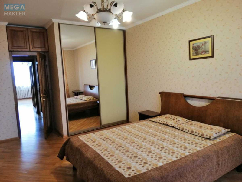 Оренда 3 кімнатної квартири, <a class="location-link" href="/kiev/" title="Недвижимость Київ">Київ</a>, <a class="location-link" href="/kiev/darnickij/" title="Недвижимость Дарницький район">Дарницький р-н</a>, Петра Григоренка просп., 28 (изображение 16)