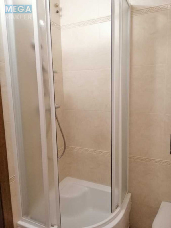 Оренда 3 кімнатної квартири, <a class="location-link" href="/kiev/" title="Недвижимость Київ">Київ</a>, <a class="location-link" href="/kiev/darnickij/" title="Недвижимость Дарницький район">Дарницький р-н</a>, Петра Григоренка просп., 28 (изображение 19)