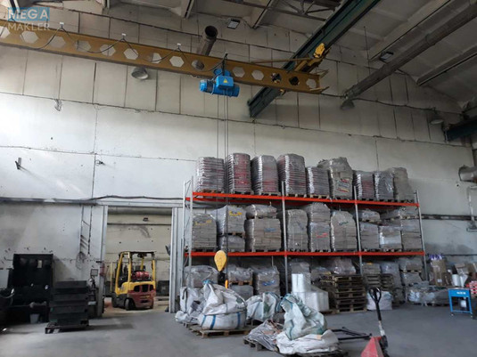 Оренда комерційної нерухомості, 1&nbsp;300&nbsp;кв.м, под склад, <a class="location-link" href="/kiev/" title="Недвижимость Київ">Київ</a>, <a class="location-link" href="/kiev/goloseevskij/" title="Недвижимость Голосіївський район">Голосіївський р-н</a>, Столичное шоссе (изображение 3)