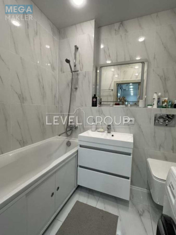 Продаж 3 кімнатної квартири (85/45/11), 6 пов. 17 пов. будинку, <a class="location-link" href="/kiev/" title="Недвижимость Київ">Київ</a>, <a class="location-link" href="/kiev/solomenskij/" title="Недвижимость Солом'янський район">Солом'янський р-н</a>, Вацлава Гавела бульв., 28 (изображение 16)