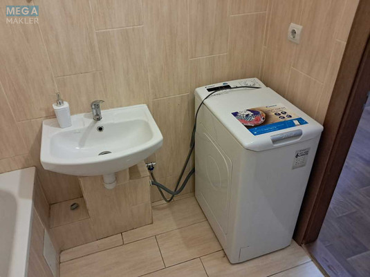 Оренда 1 кімнатної квартири, <a class="location-link" href="/kiev/" title="Недвижимость Київ">Київ</a>, <a class="location-link" href="/kiev/kalininskij/" title="Недвижимость Калининский район">Калининский р-н</a>, Ревуцкого ул., 54б (изображение 7)