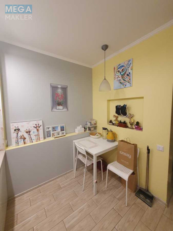 Продаж 2 кімнатної квартири (51/30/8), 9 пов. 10 пов. будинку, <a class="location-link" href="/kiev/" title="Недвижимость Київ">Київ</a>, <a class="location-link" href="/kiev/desnyanskij/" title="Недвижимость Деснянський район">Деснянський р-н</a>, Оноре Де Бальзака ул., 79 (изображение 4)