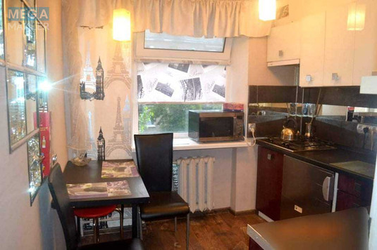 Оренда 1 кімнатної квартири, <a class="location-link" href="/kiev/" title="Недвижимость Київ">Київ</a>, <a class="location-link" href="/kiev/shevchenkovskij/" title="Недвижимость Шевченковский район">Шевченковский р-н</a>, Еленовская ул., 34A (изображение 3)