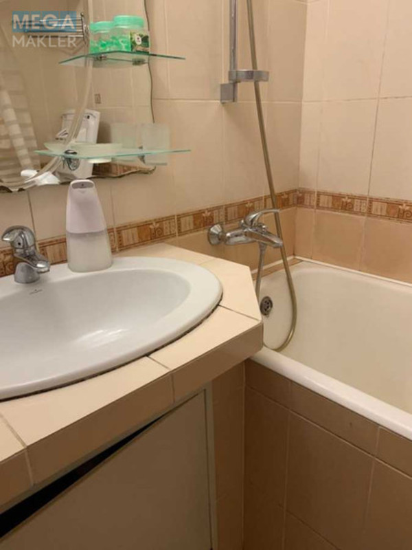 Оренда 3 кімнатної квартири, <a class="location-link" href="/kiev/" title="Недвижимость Київ">Київ</a>, <a class="location-link" href="/kiev/podolskij/" title="Недвижимость Подільський район">Подільський р-н</a>, Свободы просп., 1А (изображение 14)