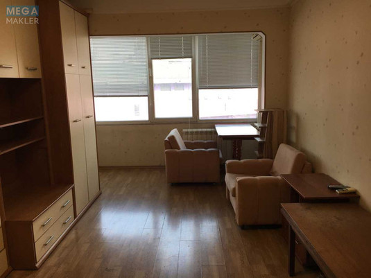 Оренда 1 кімнатної квартири, <a class="location-link" href="/kiev/" title="Недвижимость Київ">Київ</a>, <a class="location-link" href="/kiev/kalininskij/" title="Недвижимость Калининский район">Калининский р-н</a>, Оболонский просп., 37 (изображение 2)