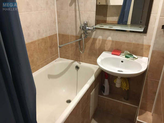 Оренда 1 кімнатної квартири, <a class="location-link" href="/kiev/" title="Недвижимость Київ">Київ</a>, <a class="location-link" href="/kiev/kalininskij/" title="Недвижимость Калининский район">Калининский р-н</a>, Оболонский просп., 37 (изображение 9)