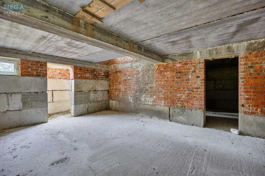 Продаж дома, 2&nbsp;поверху, 323&nbsp;кв.м, 7&nbsp;кімнат, ділянка 6&nbsp;соток, <a class="location-link" href="/shodnica/" title="Недвижимость Східниця">Східниця</a>, Довбуша, 20 (изображение 15)