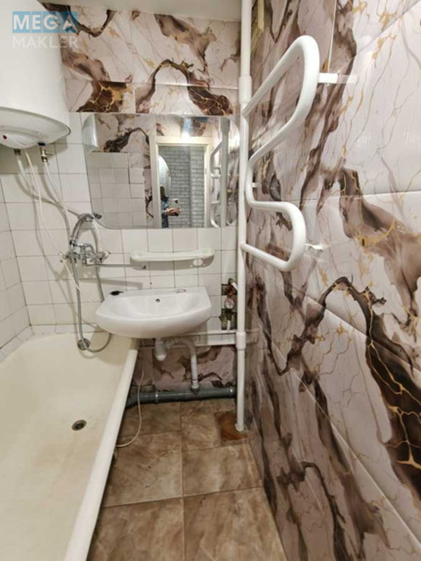 Оренда 1 кімнатної квартири, <a class="location-link" href="/kiev/" title="Недвижимость Київ">Київ</a>, <a class="location-link" href="/kiev/obolonskij/" title="Недвижимость Оболонський район">Оболонський р-н</a>, Оболонський просп., 43 (изображение 13)