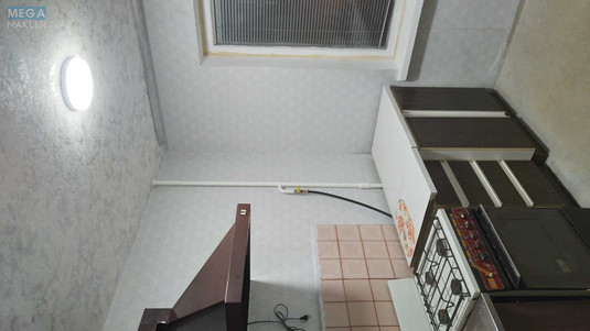 Оренда 1 кімнатної квартири, <a class="location-link" href="/kiev/" title="Недвижимость Київ">Київ</a>, <a class="location-link" href="/kiev/svyatoshinskij/" title="Недвижимость Святошинський район">Святошинський р-н</a>, Жолудєва вул., 3а (изображение 7)