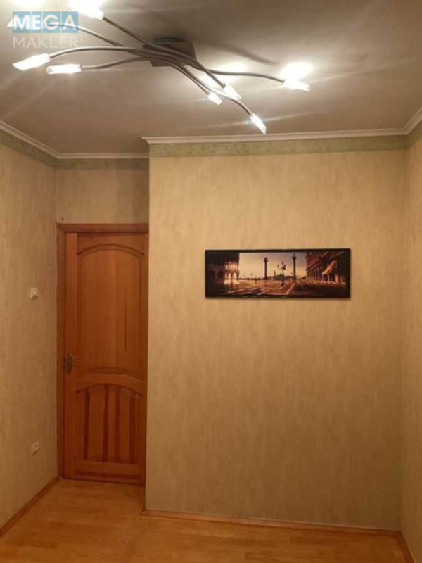 Оренда 3 кімнатної квартири, <a class="location-link" href="/odessa/" title="Недвижимость Одеса">Одеса</a>, <a class="location-link" href="/odessa/malinovskij/" title="Недвижимость Малиновський район">Малиновський р-н</a>, Варненская, 23 (изображение 3)