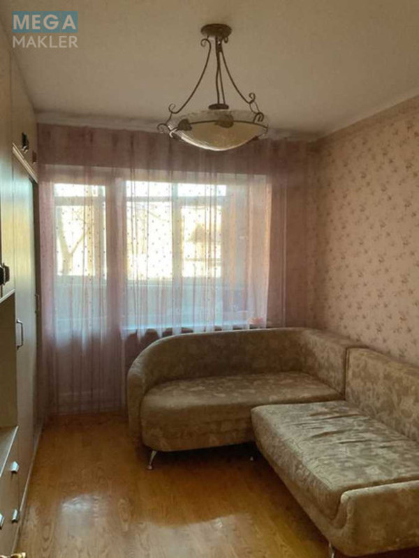 Оренда 3 кімнатної квартири, <a class="location-link" href="/odessa/" title="Недвижимость Одеса">Одеса</a>, <a class="location-link" href="/odessa/malinovskij/" title="Недвижимость Малиновський район">Малиновський р-н</a>, Варненская, 23 (изображение 4)