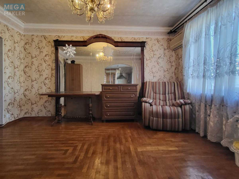 Продаж 3 кімнатної квартири (98/70/10), 10 пов. 10 пов. будинку, <a class="location-link" href="/kiev/" title="Недвижимость Київ">Київ</a>, <a class="location-link" href="/kiev/darnickij/" title="Недвижимость Дарницький район">Дарницький р-н</a>, Бориса Гмирі вул., 5 (изображение 4)