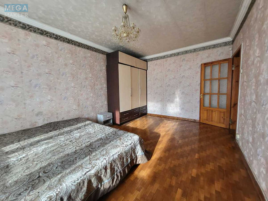 Продаж 3 кімнатної квартири (98/70/10), 10 пов. 10 пов. будинку, <a class="location-link" href="/kiev/" title="Недвижимость Київ">Київ</a>, <a class="location-link" href="/kiev/darnickij/" title="Недвижимость Дарницький район">Дарницький р-н</a>, Бориса Гмирі вул., 5 (изображение 9)