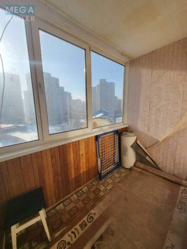 Продаж 3 кімнатної квартири (98/70/10), 10 пов. 10 пов. будинку, <a class="location-link" href="/kiev/" title="Недвижимость Київ">Київ</a>, <a class="location-link" href="/kiev/darnickij/" title="Недвижимость Дарницький район">Дарницький р-н</a>, Бориса Гмирі вул., 5 (изображение 15)