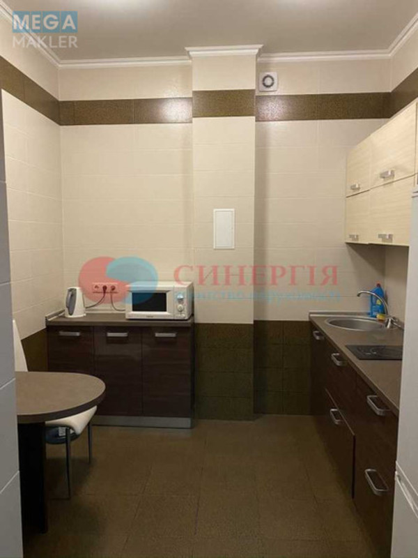 Оренда комерційної нерухомості, 84&nbsp;кв.м, под офис, <a class="location-link" href="/kiev/" title="Недвижимость Київ">Київ</a>, <a class="location-link" href="/kiev/pecherskij/" title="Недвижимость Печерський район">Печерський р-н</a>, Михайла Бойчука вул., 1А (изображение 8)