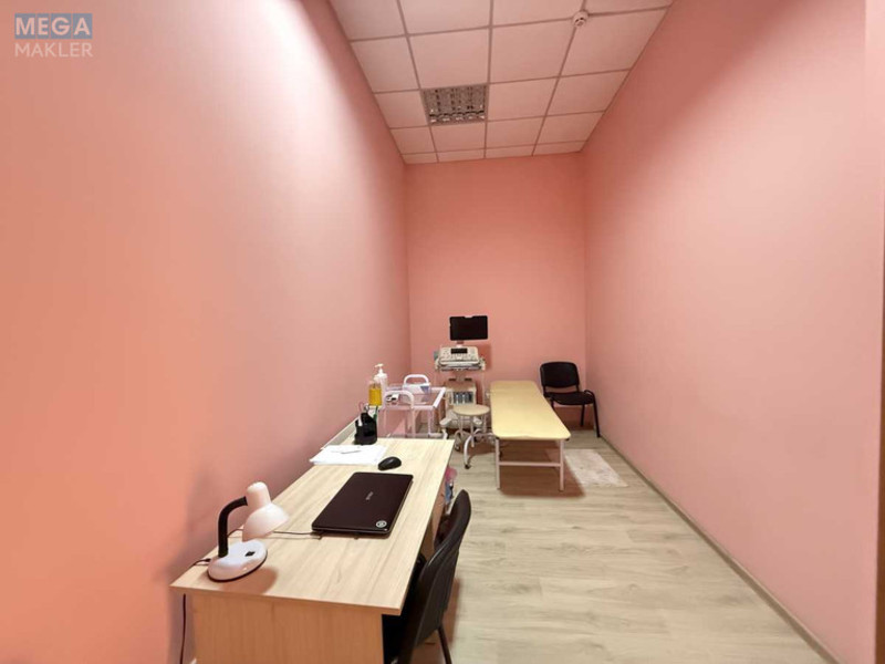 Оренда окремої будівлі/побудови, 153&nbsp;кв.м, <a class="location-link" href="/kiev/" title="Недвижимость Київ">Київ</a>, <a class="location-link" href="/kiev/darnickij/" title="Недвижимость Дарницький район">Дарницький р-н</a>, Срібнокільська вул., 12 (изображение 8)