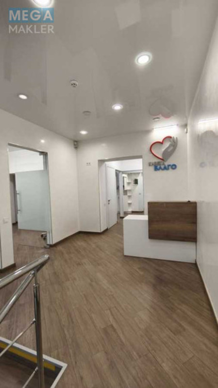 Оренда комерційної нерухомості, 53&nbsp;кв.м, <a class="location-link" href="/lviv/" title="Недвижимость Львів">Львів</a>, <a class="location-link" href="/lviv/lychakovskij/" title="Недвижимость Личаківський район">Личаківський р-н</a>, Некрасова , 5А (изображение 2)