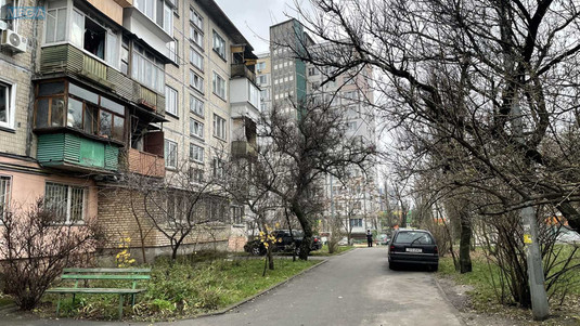 Продаж 2 кімнатної квартири (45,5/30/7,5), 4 пов. 5 пов. будинку, <a class="location-link" href="/kiev/" title="Недвижимость Київ">Київ</a>, <a class="location-link" href="/kiev/dneprovskij/" title="Недвижимость Дніпровський район">Дніпровський р-н</a>, Дарницький бульв., 17 (изображение 16)