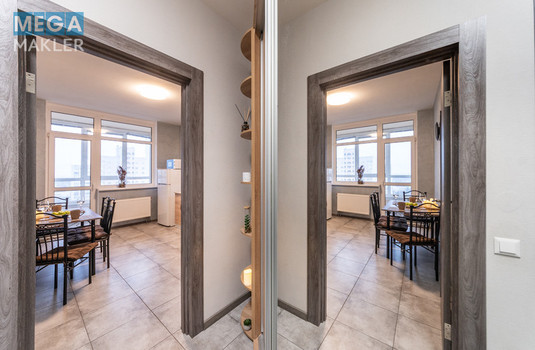 Продаж 1 кімнатної квартири (39/15/10), 11 пов. 25 пов. будинку, <a class="location-link" href="/kiev/" title="Недвижимость Київ">Київ</a>, <a class="location-link" href="/kiev/podolskij/" title="Недвижимость Подільський район">Подільський р-н</a>, Проспект Європейського союзу, 41д ( <img src="https://megamakler.com.ua/metro/ff0000.gif" alt="" class="metro" /> м. Нивки, 10 ) (изображение 3)