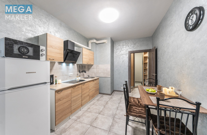 Продаж 1 кімнатної квартири (39/15/10), 11 пов. 25 пов. будинку, <a class="location-link" href="/kiev/" title="Недвижимость Київ">Київ</a>, <a class="location-link" href="/kiev/podolskij/" title="Недвижимость Подільський район">Подільський р-н</a>, Проспект Європейського союзу, 41д ( <img src="https://megamakler.com.ua/metro/ff0000.gif" alt="" class="metro" /> м. Нивки, 10 ) (изображение 7)