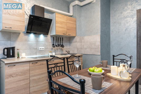 Продаж 1 кімнатної квартири (39/15/10), 11 пов. 25 пов. будинку, <a class="location-link" href="/kiev/" title="Недвижимость Київ">Київ</a>, <a class="location-link" href="/kiev/podolskij/" title="Недвижимость Подільський район">Подільський р-н</a>, Проспект Європейського союзу, 41д ( <img src="https://megamakler.com.ua/metro/ff0000.gif" alt="" class="metro" /> м. Нивки, 10 ) (изображение 8)