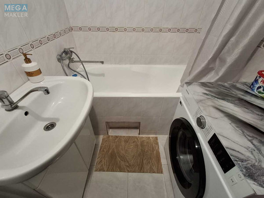 Оренда 2 кімнатної квартири, <a class="location-link" href="/kiev/" title="Недвижимость Київ">Київ</a>, <a class="location-link" href="/kiev/desnyanskij/" title="Недвижимость Деснянський район">Деснянський р-н</a>, Лісовий просп., 5 (изображение 3)