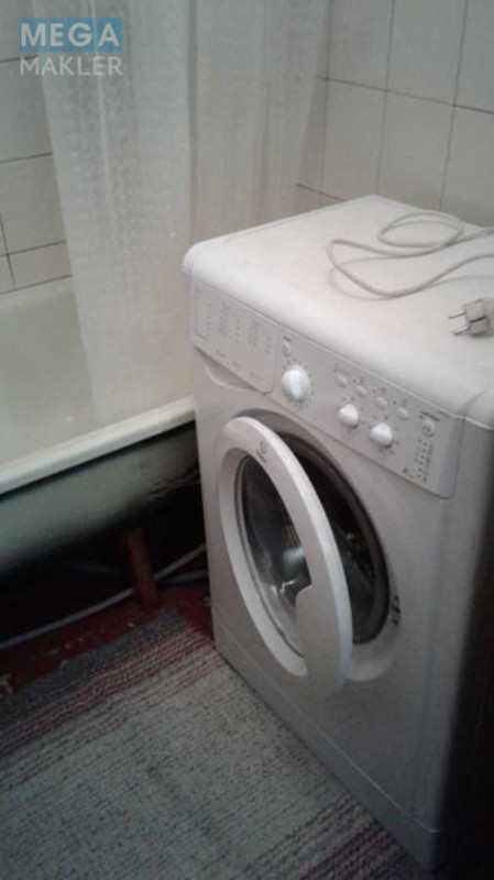 Продаж 1 кімнатної квартири (40/18/7,5), 7 пов. 10 пов. будинку, <a class="location-link" href="/kiev/" title="Недвижимость Київ">Київ</a>, <a class="location-link" href="/kiev/obolonskij/" title="Недвижимость Оболонський район">Оболонський р-н</a>, Автозаводська вул., 93 (изображение 5)