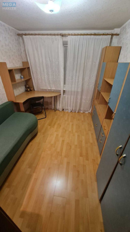 Оренда 3 кімнатної квартири, <a class="location-link" href="/kiev/" title="Недвижимость Київ">Київ</a>, <a class="location-link" href="/kiev/svyatoshinskij/" title="Недвижимость Святошинський район">Святошинський р-н</a>, Святошинская пл., 1 (изображение 21)