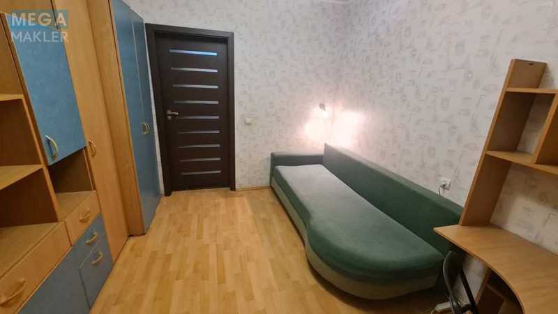 Оренда 3 кімнатної квартири, <a class="location-link" href="/kiev/" title="Недвижимость Київ">Київ</a>, <a class="location-link" href="/kiev/svyatoshinskij/" title="Недвижимость Святошинський район">Святошинський р-н</a>, Святошинская пл., 1 (изображение 22)