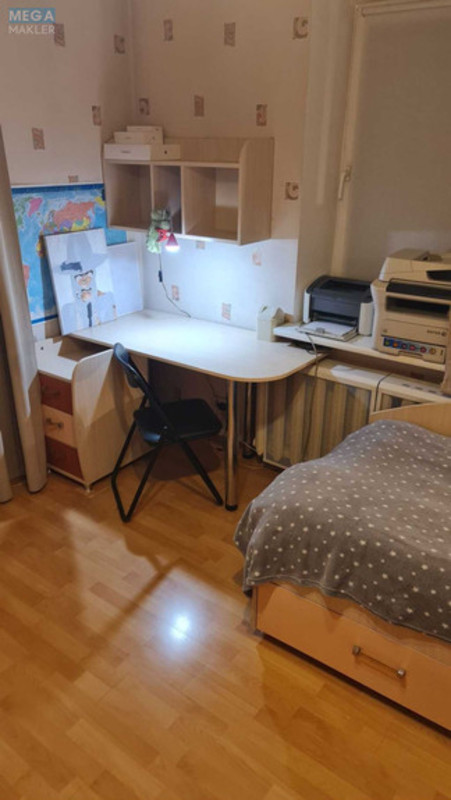 Оренда 3 кімнатної квартири, <a class="location-link" href="/kiev/" title="Недвижимость Київ">Київ</a>, <a class="location-link" href="/kiev/svyatoshinskij/" title="Недвижимость Святошинський район">Святошинський р-н</a>, Святошинская пл., 1 (изображение 23)