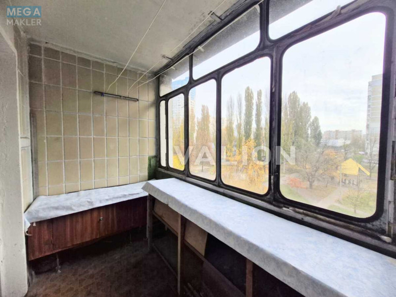 Продаж 2 кімнатної квартири (61/30/8), 4 пов. 16 пов. будинку, <a class="location-link" href="/kiev/" title="Недвижимость Київ">Київ</a>, <a class="location-link" href="/kiev/darnickij/" title="Недвижимость Дарницький район">Дарницький р-н</a>, Ревуцького вул., 7А (изображение 3)