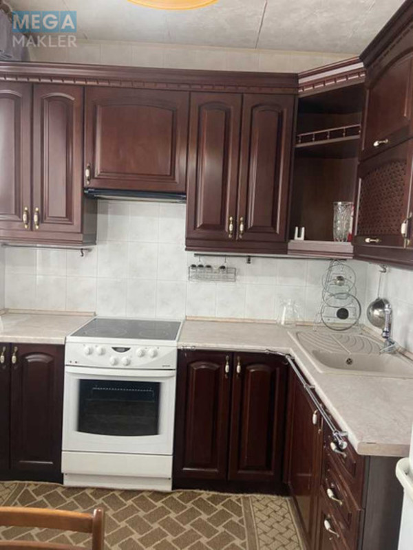 Оренда 2 кімнатної квартири, <a class="location-link" href="/kiev/" title="Недвижимость Київ">Київ</a>, <a class="location-link" href="/kiev/podolskij/" title="Недвижимость Подільський район">Подільський р-н</a>, Наталії Ужвій вул., 4г (изображение 5)