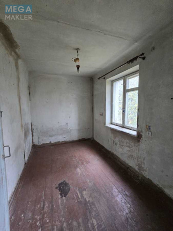 Продаж 3 кімнатної квартири (50/38/4), 4 пов. 5 пов. будинку, <a class="location-link" href="/kharkov/" title="Недвижимость Харків">Харків</a>, <a class="location-link" href="/kharkov/kominternovskij/" title="Недвижимость Слобідський (Комінтернівський) район">Слобідський (Комінтернівський) р-н</a>, Бульвар Юрьева, 19 (изображение 2)