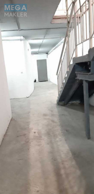 Оренда комерційної нерухомості, 388&nbsp;кв.м, под офис, <a class="location-link" href="/kiev/" title="Недвижимость Київ">Київ</a>, <a class="location-link" href="/kiev/goloseevskij/" title="Недвижимость Голосіївський район">Голосіївський р-н</a>, Моторный пер., 9 (изображение 11)