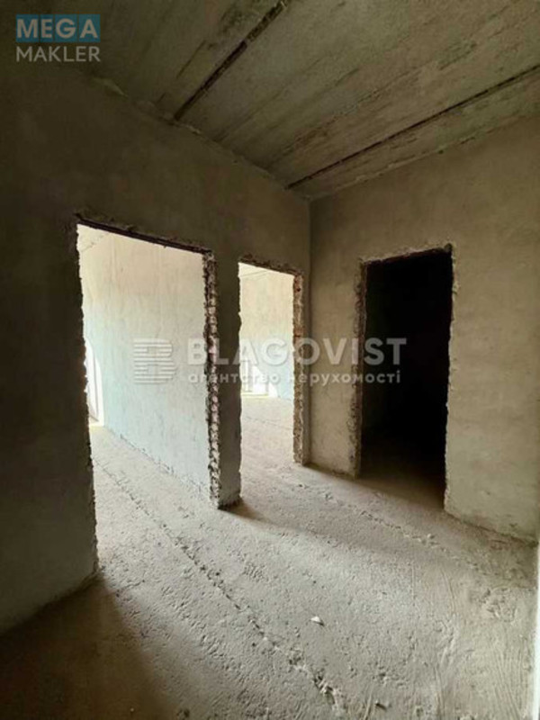 Продаж дома, 3&nbsp;поверху, 1&nbsp;200&nbsp;кв.м, 16&nbsp;кімнат, ділянка 10&nbsp;соток, <a class="location-link" href="/sofievskaya-borshagovka/" title="Недвижимость Софіївська Борщагівка">Софіївська Борщагівка</a>, Райдужна (изображение 9)