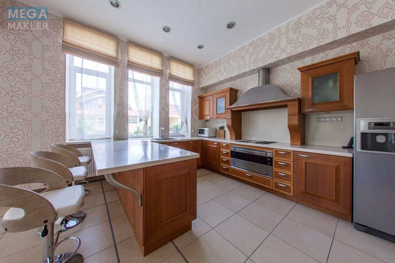 Продаж дома, 2&nbsp;поверху, 500&nbsp;кв.м, 5&nbsp;кімнат, ділянка 50&nbsp;соток, <a class="location-link" href="/kozin/" title="Недвижимость Козин">Козин</a>, Соловяненка (изображение 10)