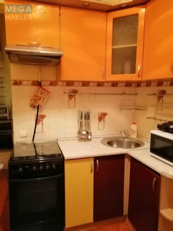 Продаж 3 кімнатної квартири (82/57/7), 3 пов. 4 пов. будинку, <a class="location-link" href="/kiev/" title="Недвижимость Київ">Київ</a>, <a class="location-link" href="/kiev/pecherskij/" title="Недвижимость Печерський район">Печерський р-н</a>, Велика Васильківська вул., 79 (изображение 13)