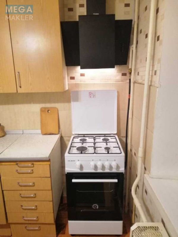 Оренда 1 кімнатної квартири, <a class="location-link" href="/kiev/" title="Недвижимость Київ">Київ</a>, <a class="location-link" href="/kiev/desnyanskij/" title="Недвижимость Деснянський район">Деснянський р-н</a>, Братиславская ул., 38 (изображение 4)