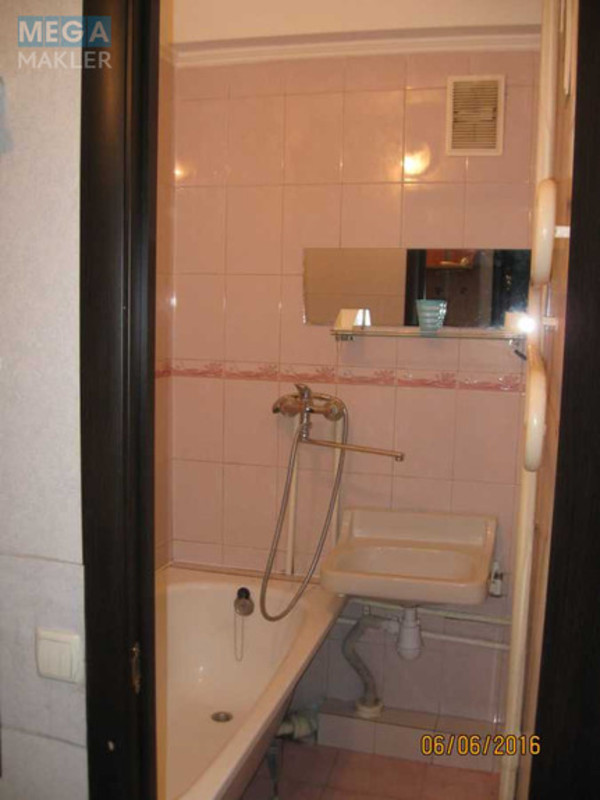 Оренда 1 кімнатної квартири, <a class="location-link" href="/kiev/" title="Недвижимость Київ">Київ</a>, <a class="location-link" href="/kiev/desnyanskij/" title="Недвижимость Деснянський район">Деснянський р-н</a>, Братиславская ул., 38 (изображение 11)