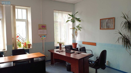 Оренда комерційної нерухомості, 42&nbsp;кв.м, под офис, <a class="location-link" href="/dnepropetrovsk/" title="Недвижимость Дніпра">Дніпро</a>, Моссаковского, 6а (изображение 2)