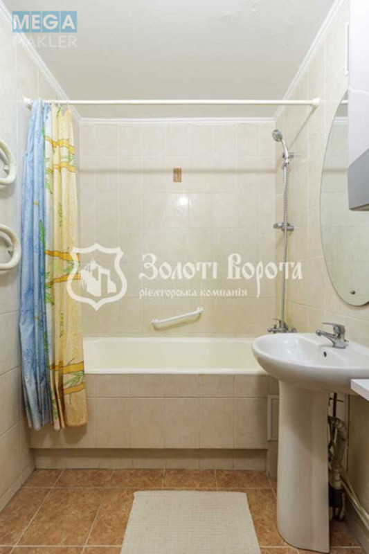 Продаж 3 кімнатної квартири (83/55/11), 6 пов. 9 пов. будинку, <a class="location-link" href="/kiev/" title="Недвижимость Київ">Київ</a>, <a class="location-link" href="/kiev/pecherskij/" title="Недвижимость Печерський район">Печерський р-н</a>, Кловський узвіз, 18 (изображение 14)