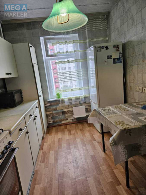 Оренда 1 кімнатної квартири, <a class="location-link" href="/kiev/" title="Недвижимость Київ">Київ</a>, <a class="location-link" href="/kiev/darnickij/" title="Недвижимость Дарницький район">Дарницький р-н</a>, Ревуцького вул., 17 (изображение 5)